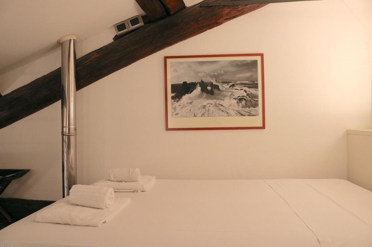 Charming Apartment In The Navigli District - 4 People Milano Esterno foto